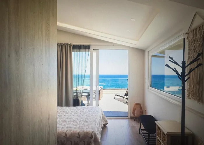 Sea Waves * Hersónissos